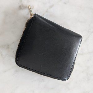 Cuyana Black Small Classic Zip Around Wallet